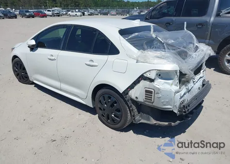2021 Toyota Corolla Le z USA, uszkodzony, nr VIN JTDEPMAE9MJ176824